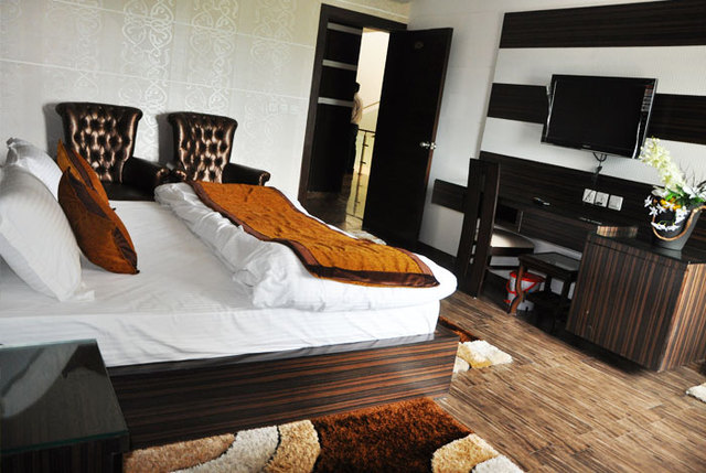 Hotel Riya Palace 